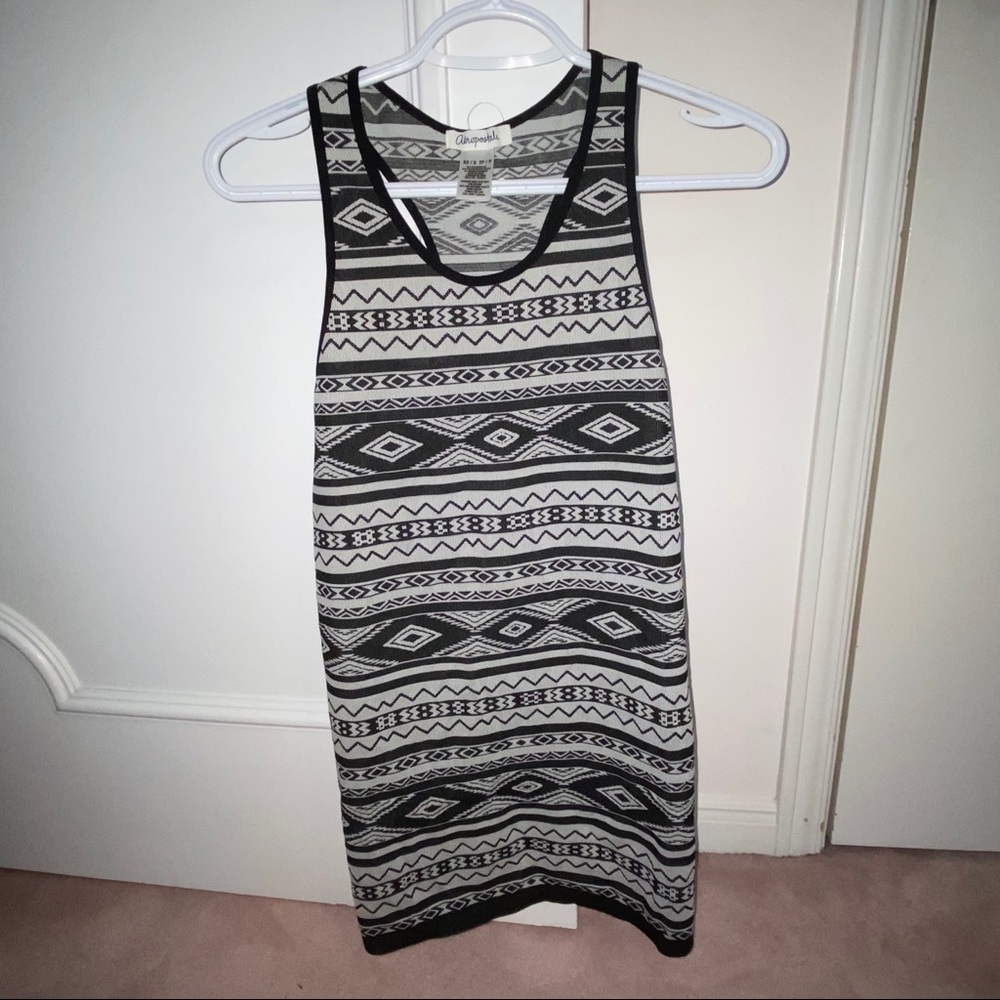 Aztec Dress - Picture 2 of 4
